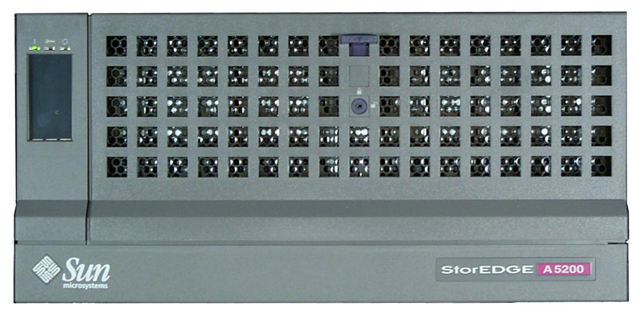 Sun StorEdge A5200 Front Zoom