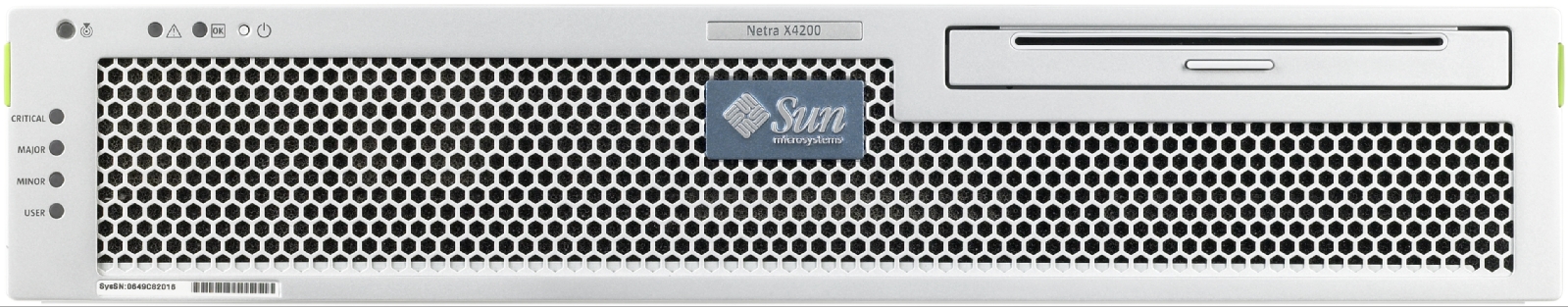 Netra X4200 M2 Front Zoom